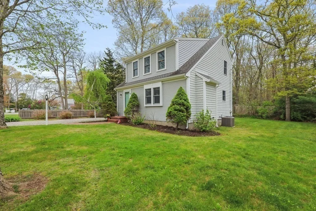 Photo of 5 Deerfield Rd