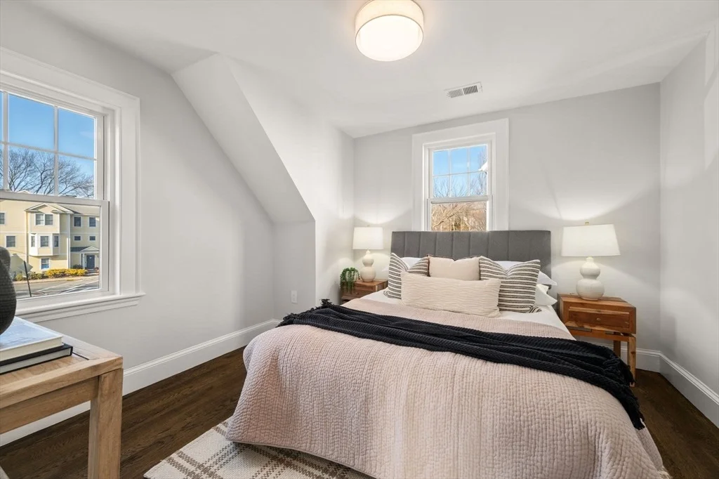 Photo of 209 High St