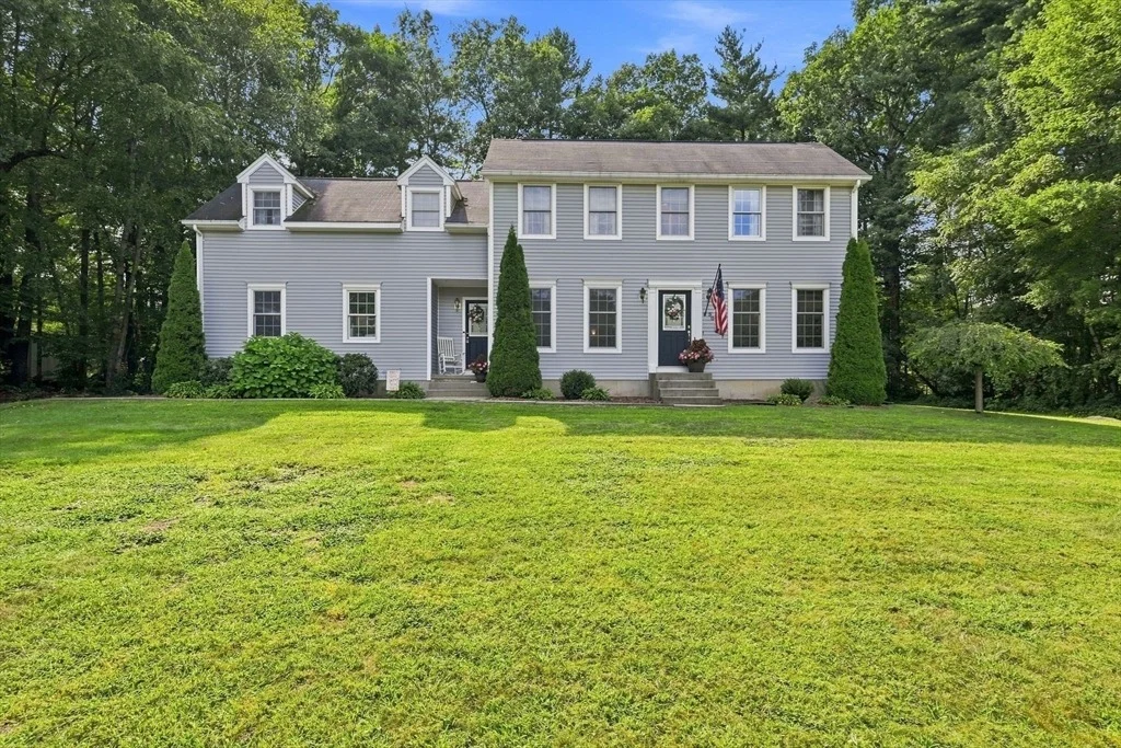 Photo of 30 Sylvan Circle