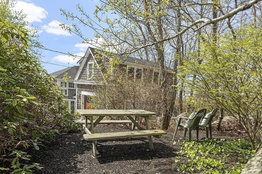 Photo of 6 Laurel Acres