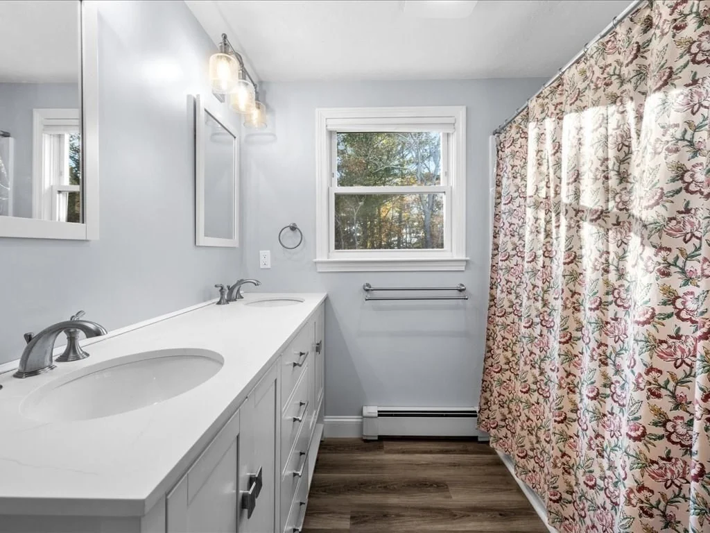 Photo of 266 Algonquin Ave