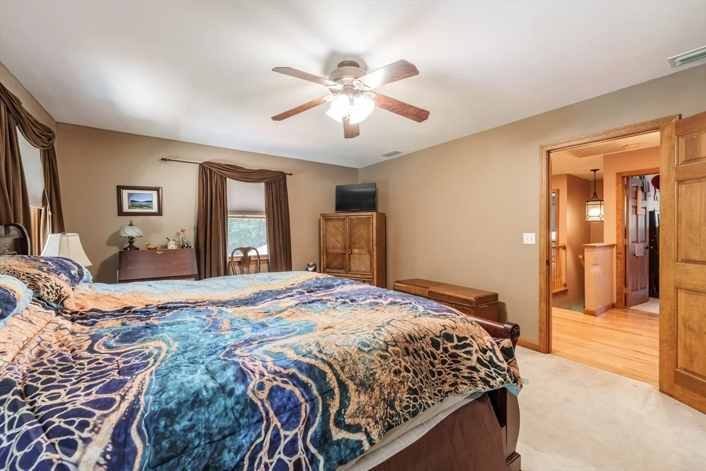 Photo of 128 Skyline Dr