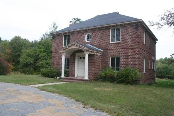 Photo of 0 and 364 Benjamin Street