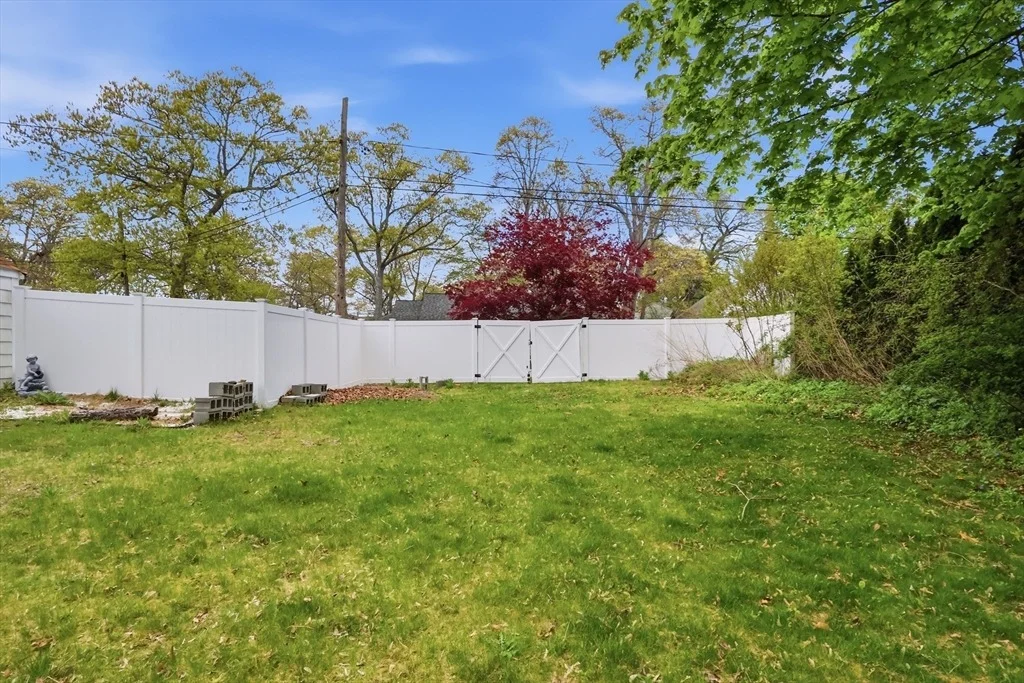 Photo of 7 Highland Bay Dr