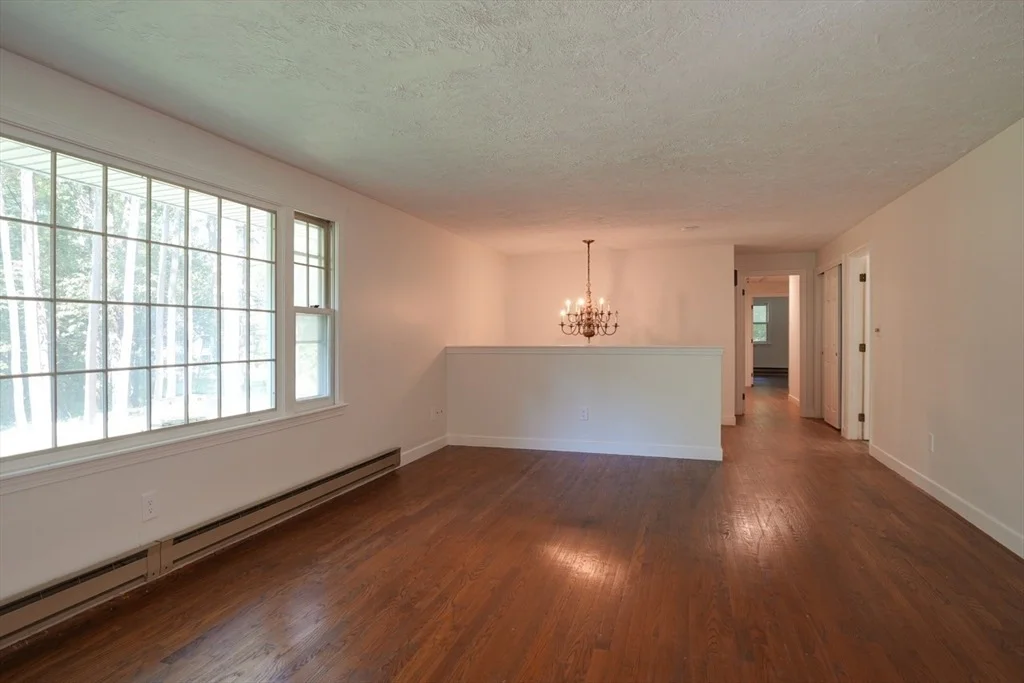 Photo of 560 Old Harvard