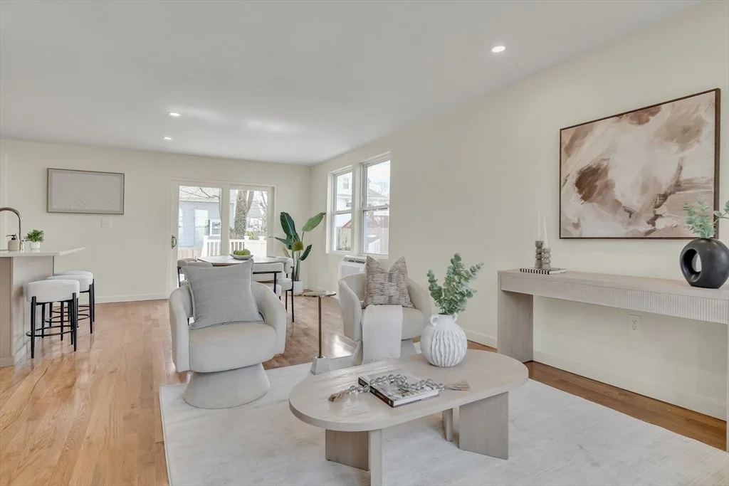 Photo of 56 Riverview St
