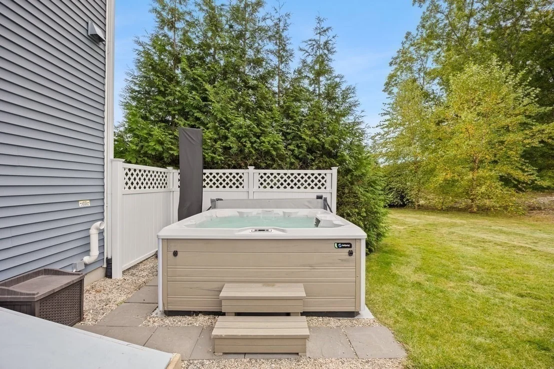 Photo of 4 Oxbow Dr