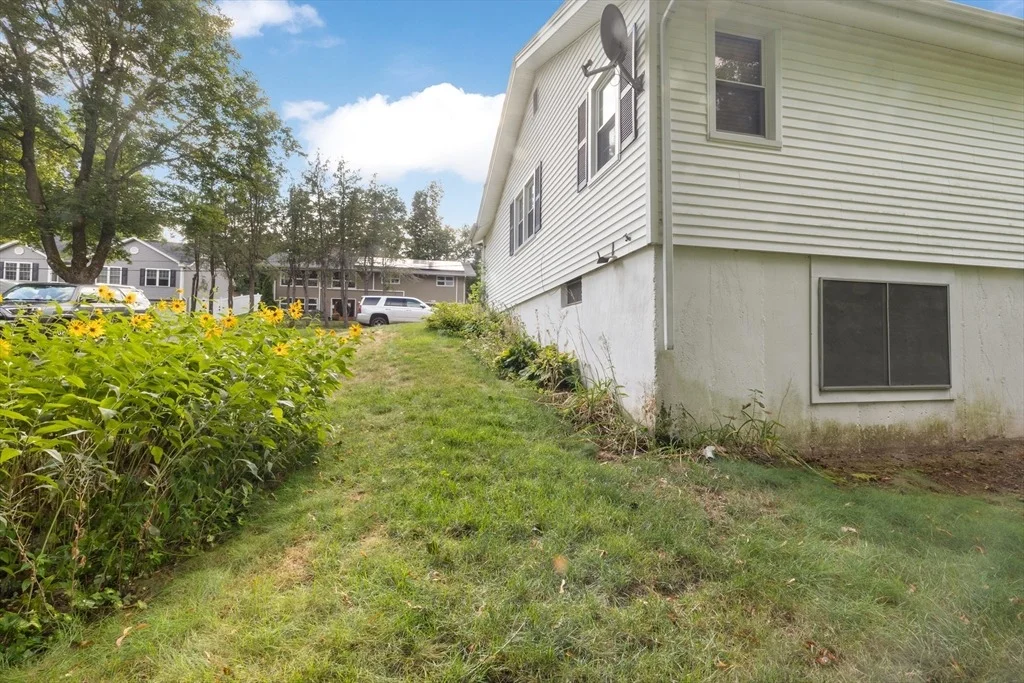 Photo of 32 Scenic Dr