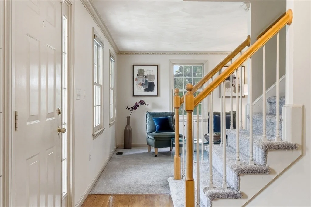 Photo of 6 Kristyn Ln