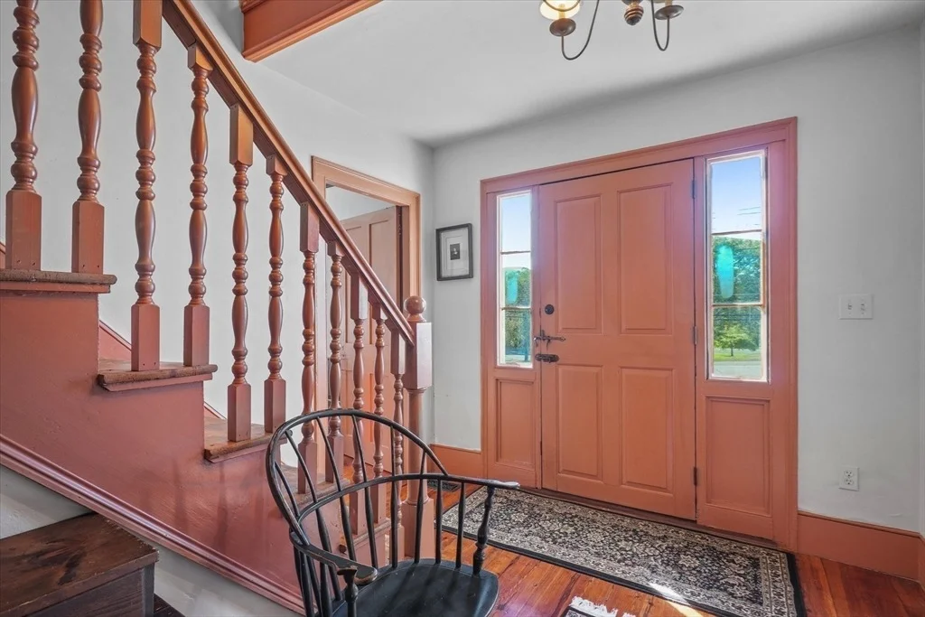 Photo of 21 Sturbridge Rd