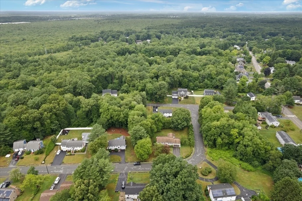 Photo of 17 Brewster Dr