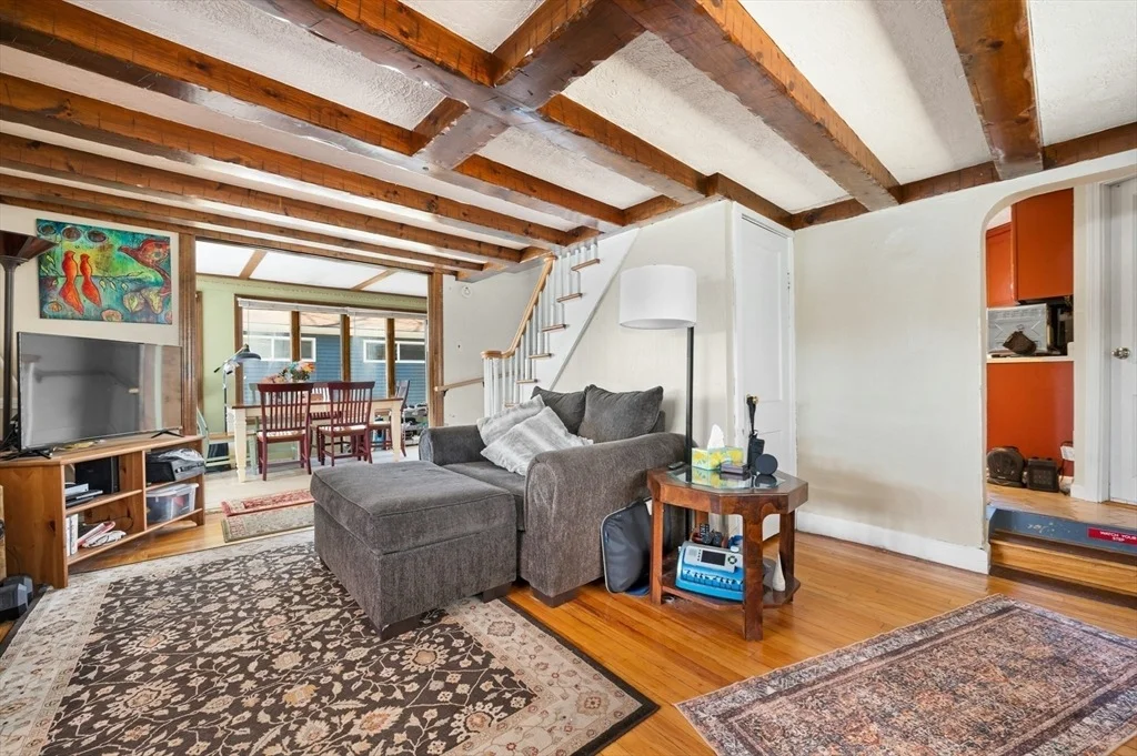Photo of 6 Cedar Pond Dr