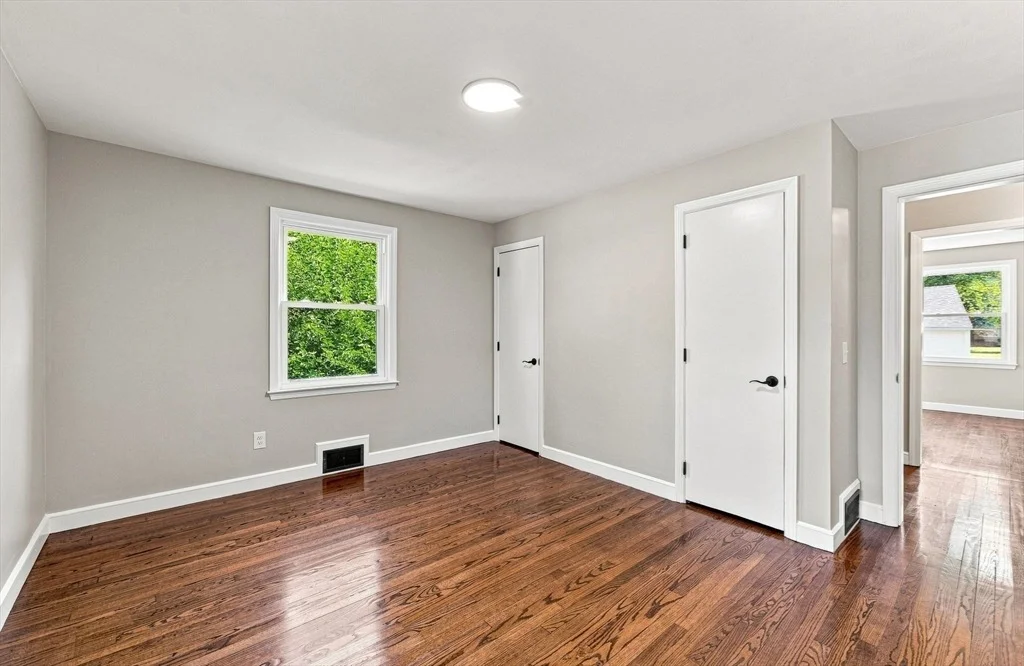 Photo of 3 Maplelawn Dr