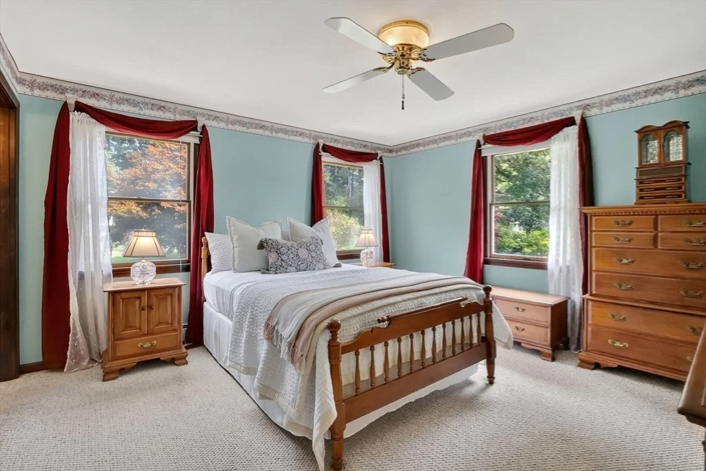 Photo of 10 Forest St