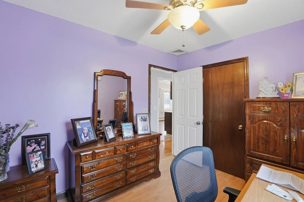Photo of 572 Bartlett Street
