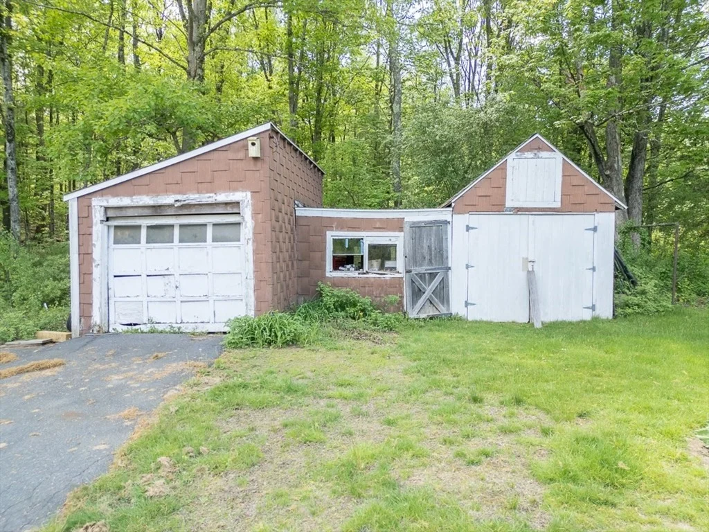 Photo of 92 Squannacook Rd
