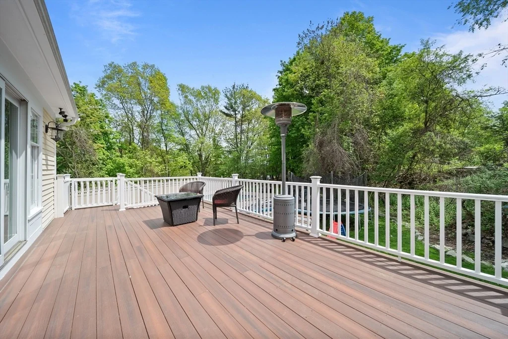 Photo of 87 Hammersmith Dr