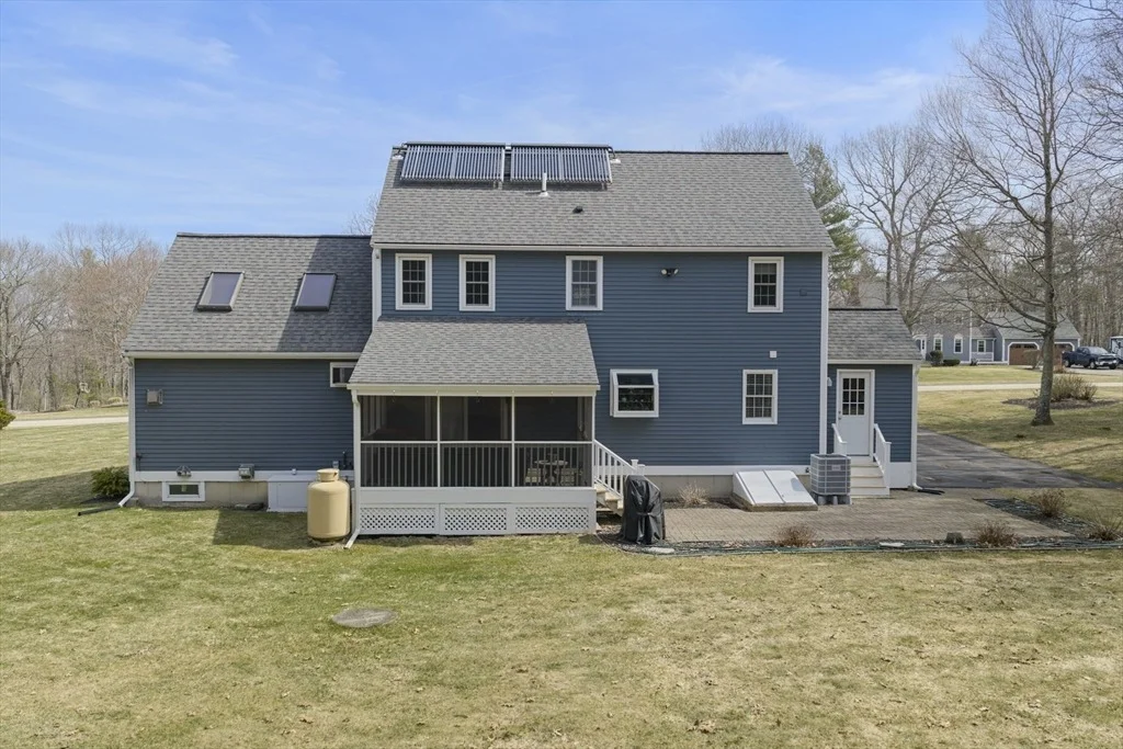 Photo of 33 Douglas Hill Way