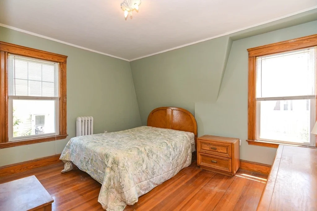 Photo of 25 Maple Ave.