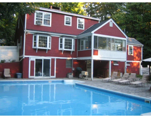 Photo of 54 Old Farm Rd