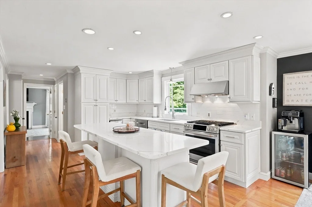 Photo of 67 Surrey Dr
