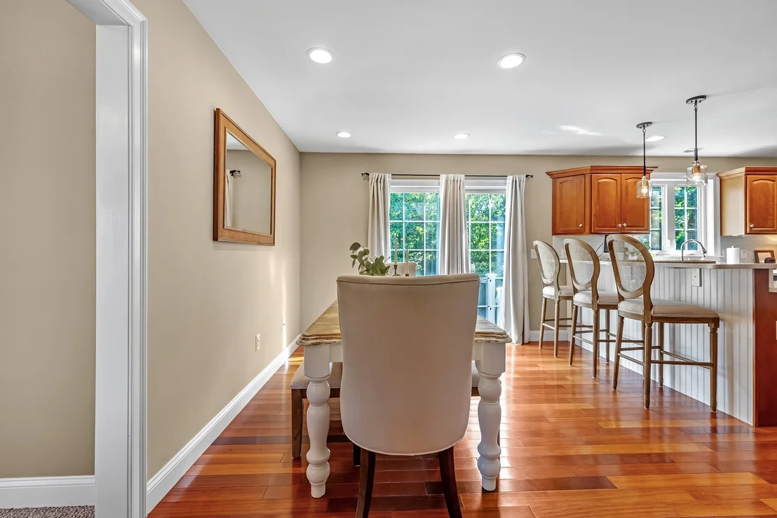 Photo of 250 Cameron Dr