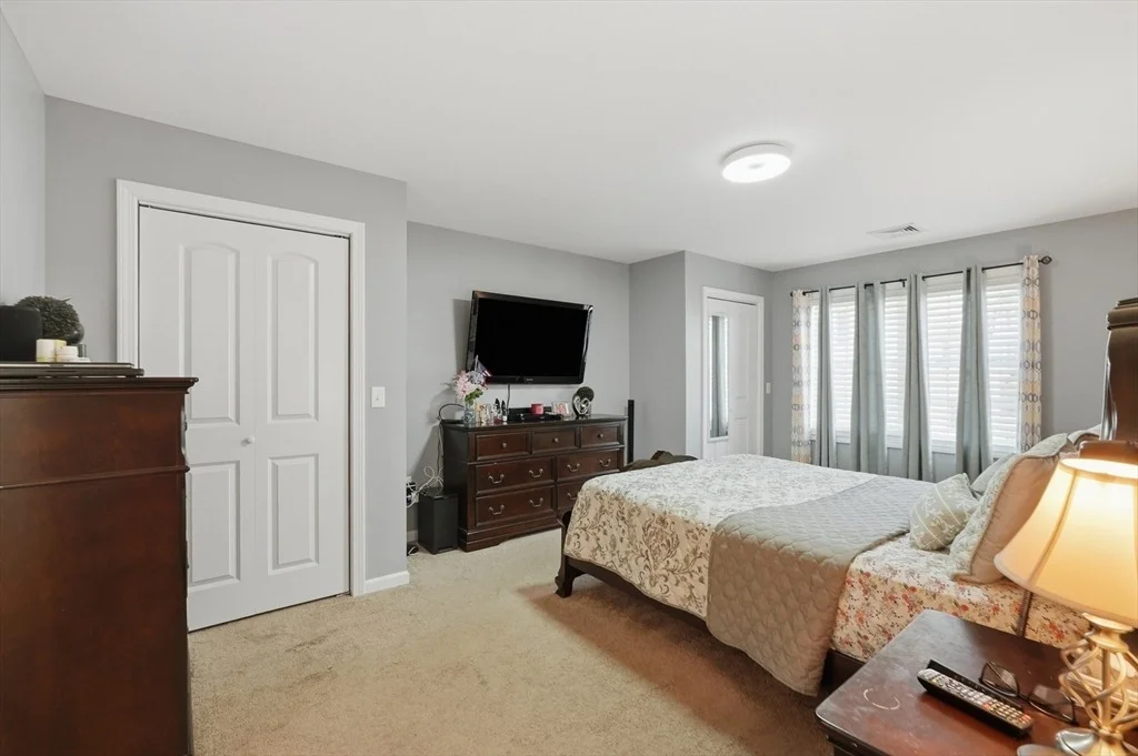 Photo of 414 Bay Street