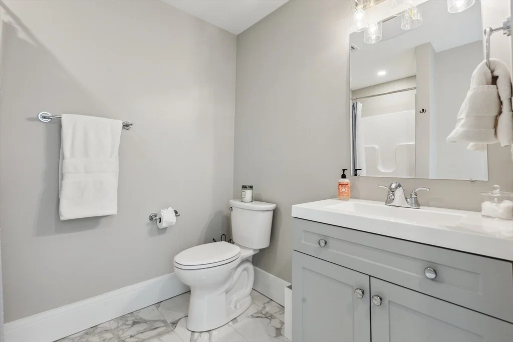 Photo of 16 Crown Road