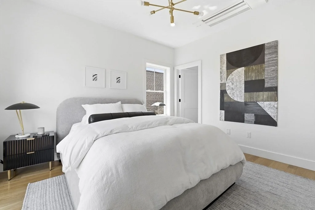 Photo of Unit 3 at 87 Madison Ave