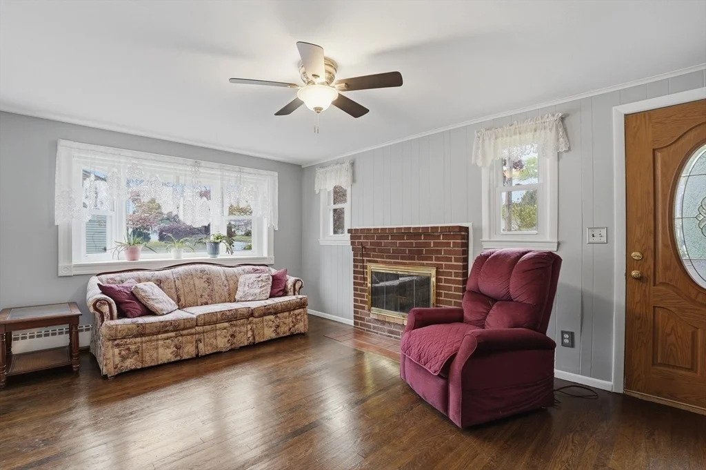 Photo of 35 Burnham Road