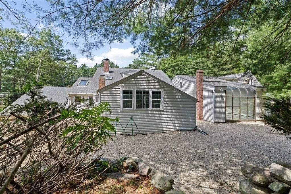 Photo of 87 Deborah Road