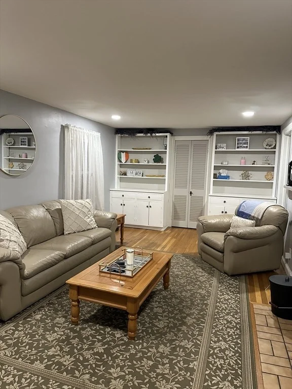 Photo of 39 Gilman St