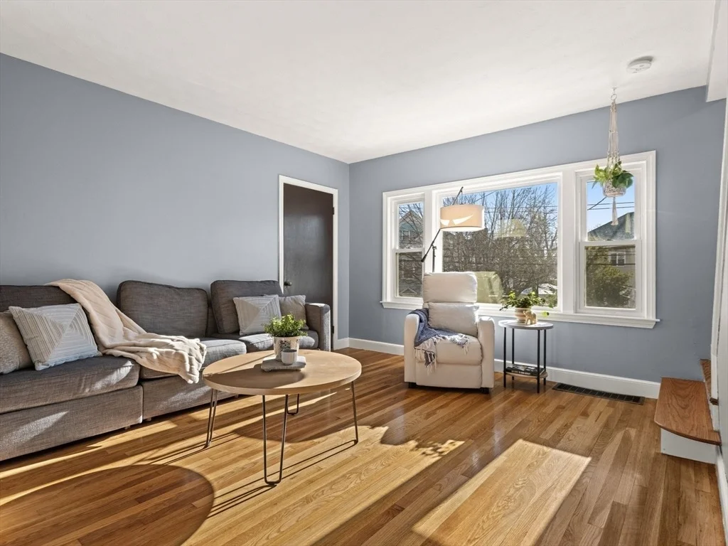 Photo of 125 Walnut St