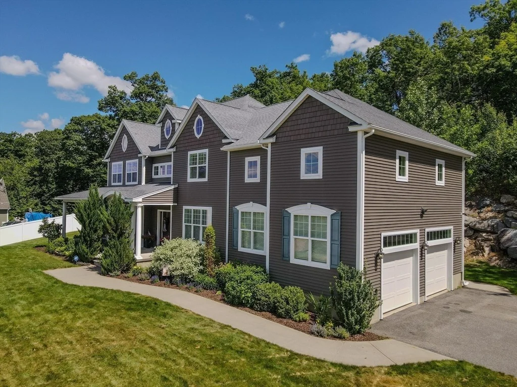 Photo of 110 Munsing Rdg