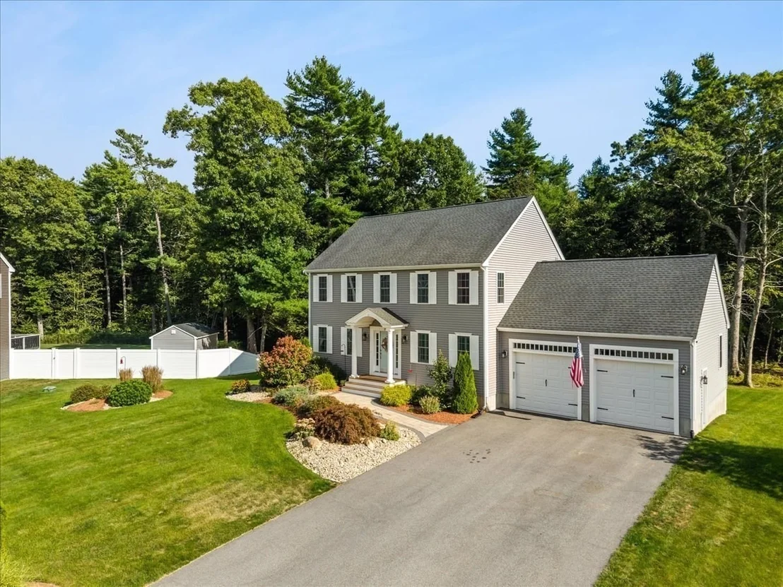 Photo of 32 Pocksha Dr