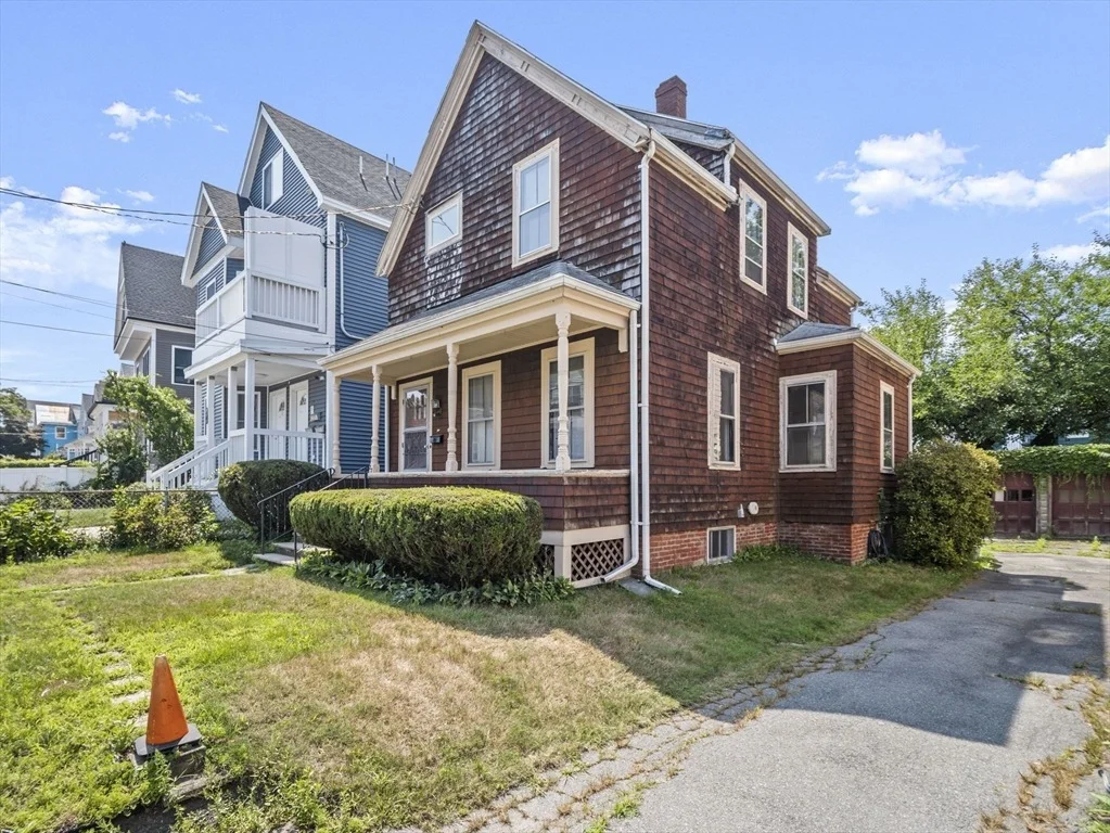 Photo of 27 Alpine St