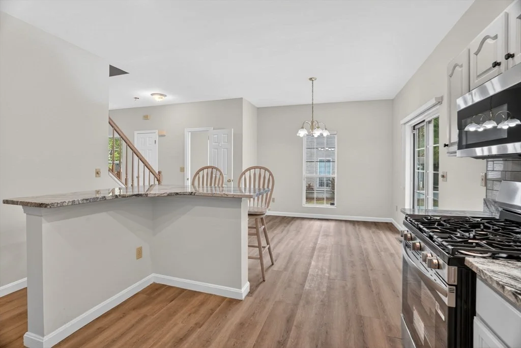 Photo of 9 Grover Ln
