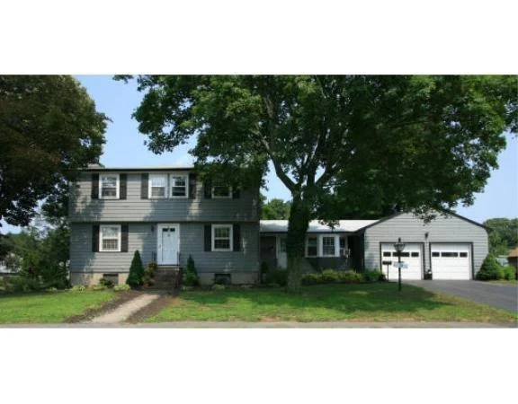 Photo of 71 Scott Circle