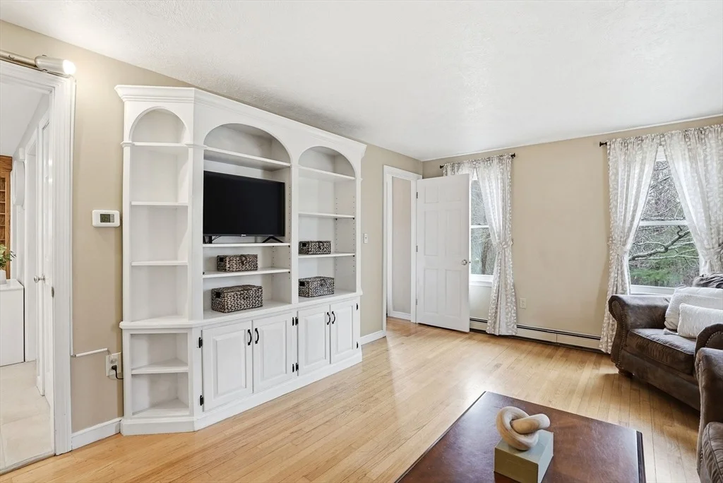 Photo of 17 Oak St