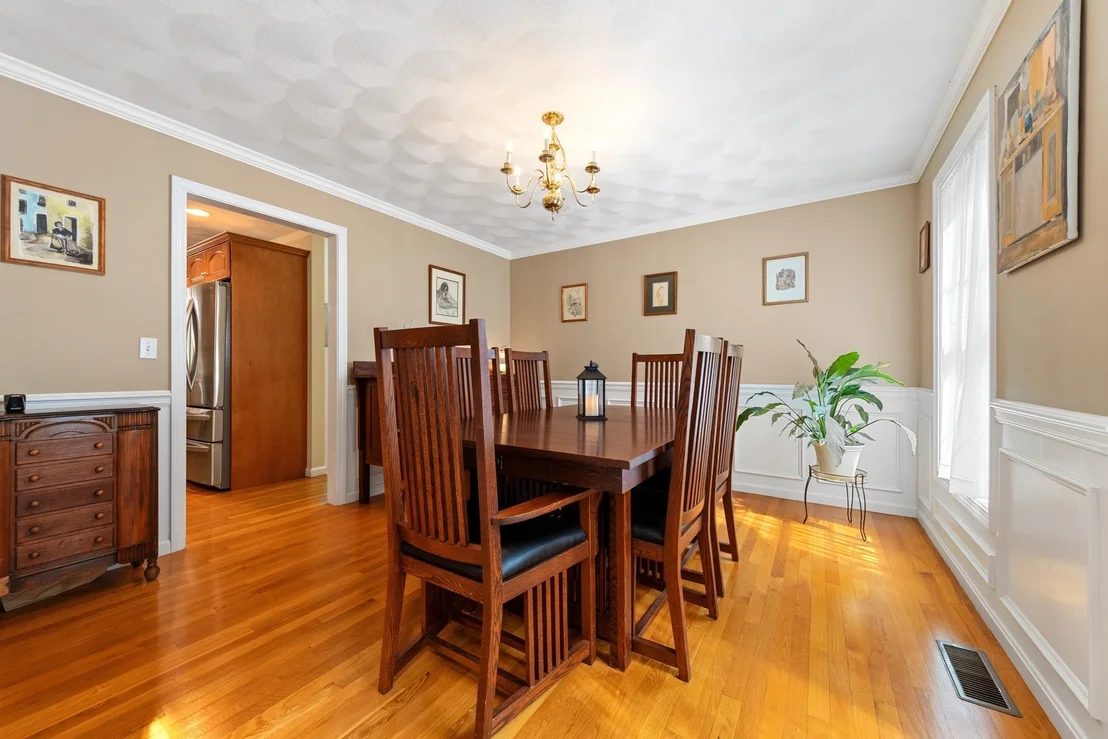 Photo of 115 Cathedral Drive