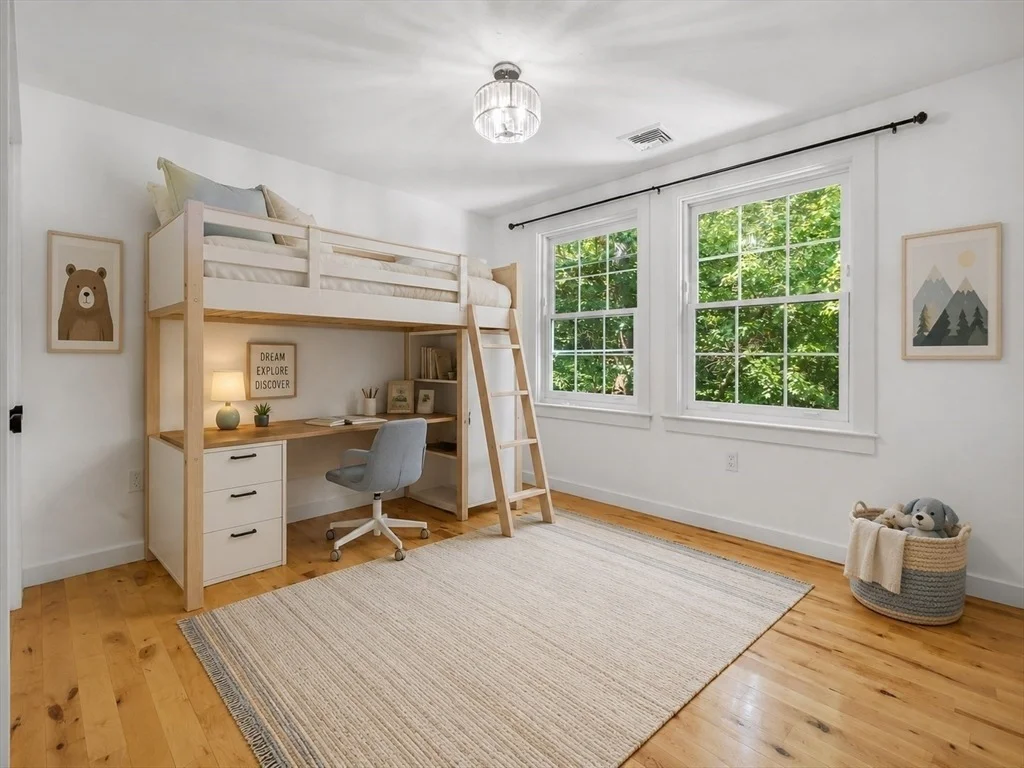 Photo of 178 Willow