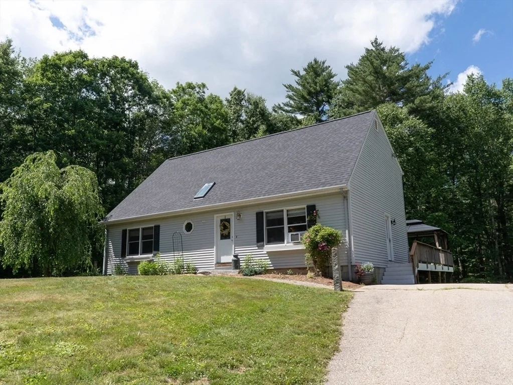 Photo of 1 Barefoot Ln