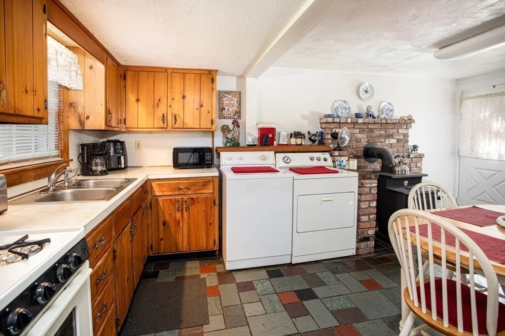 Photo of 96 Forge Rd