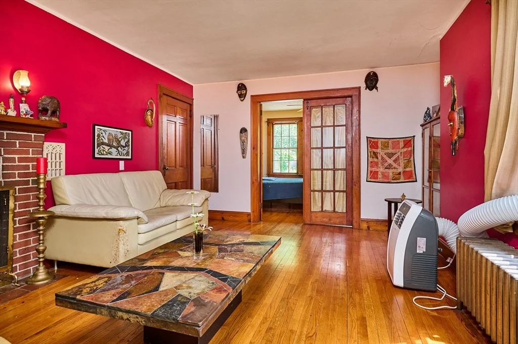 Photo of 289 Triangle St