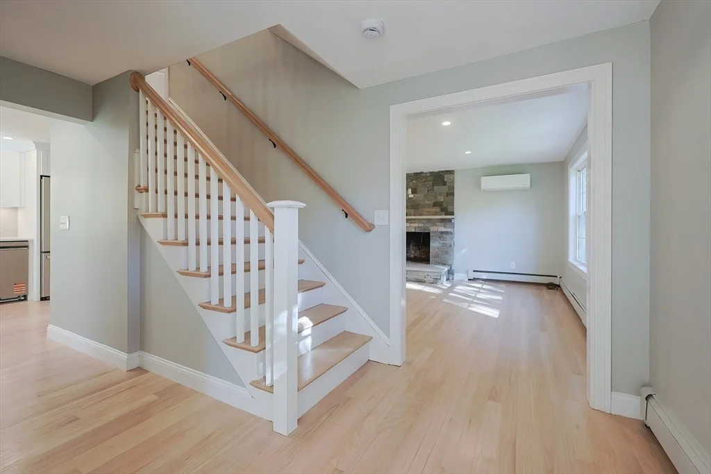 Photo of 4 Deerfield Road