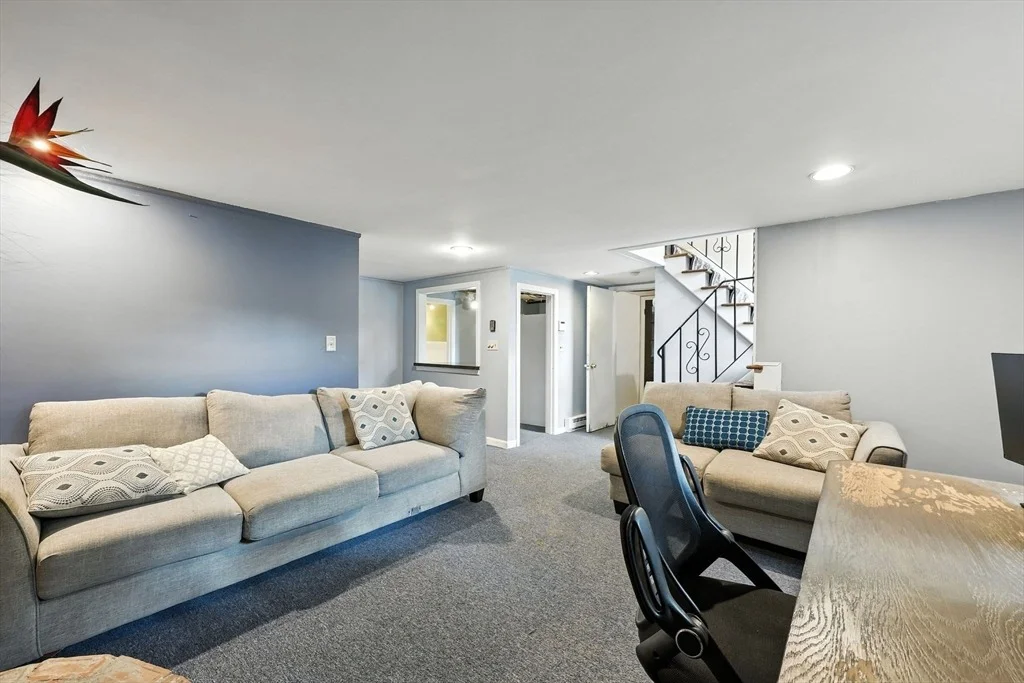 Photo of 4 Claren Dr