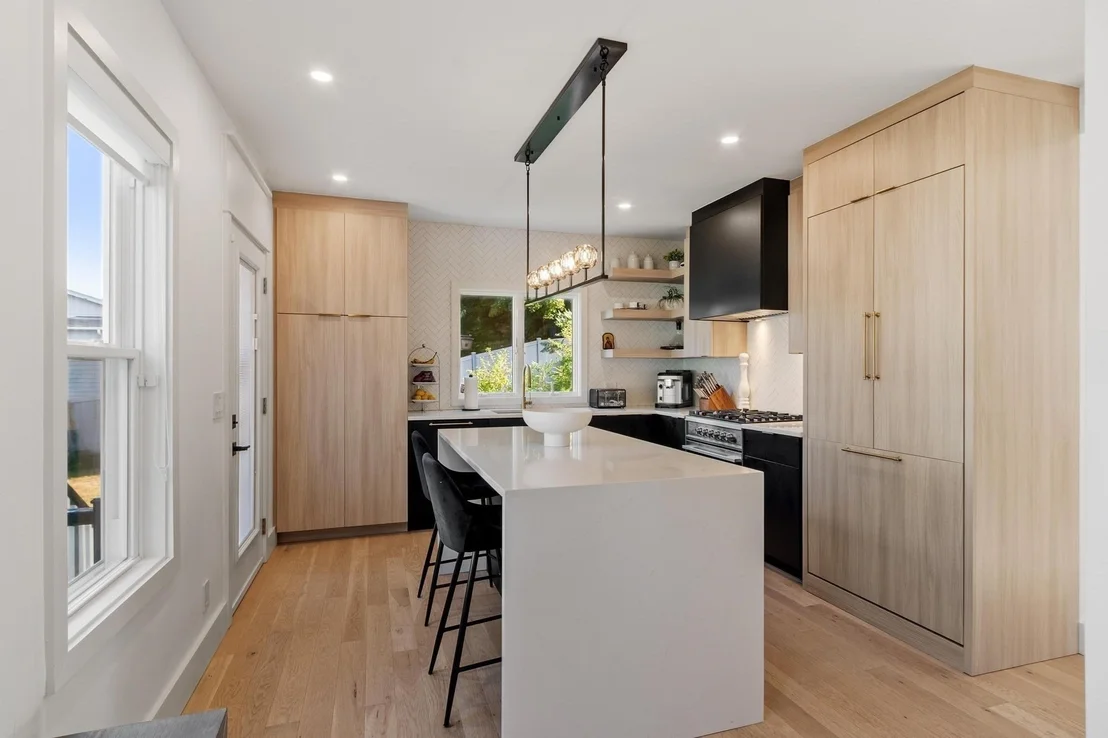 Photo of 32 Coolidge Ave