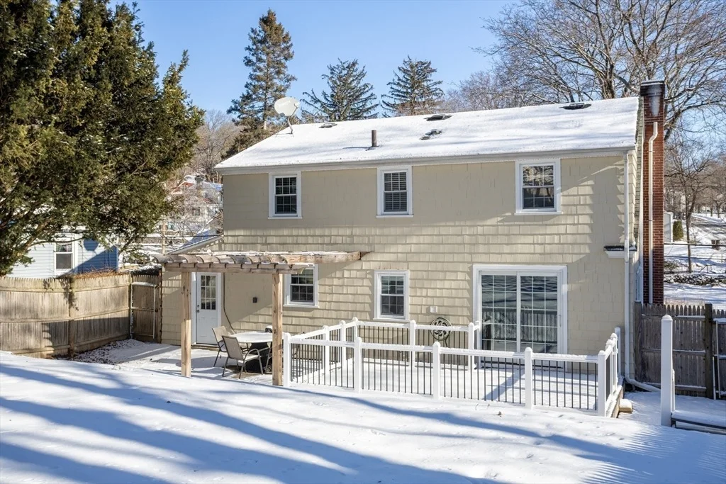 Photo of 23 Tiverton Parkway