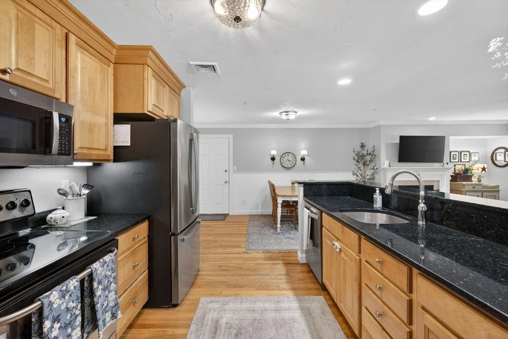 Photo of Unit A at 21 Maple St