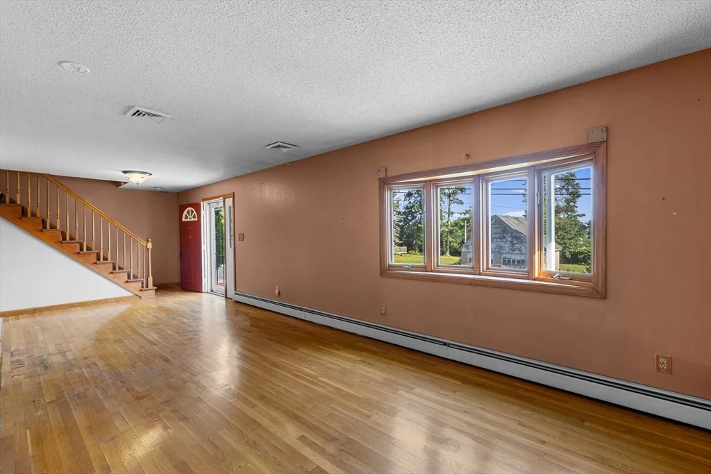 Photo of 1117 Newhall St.